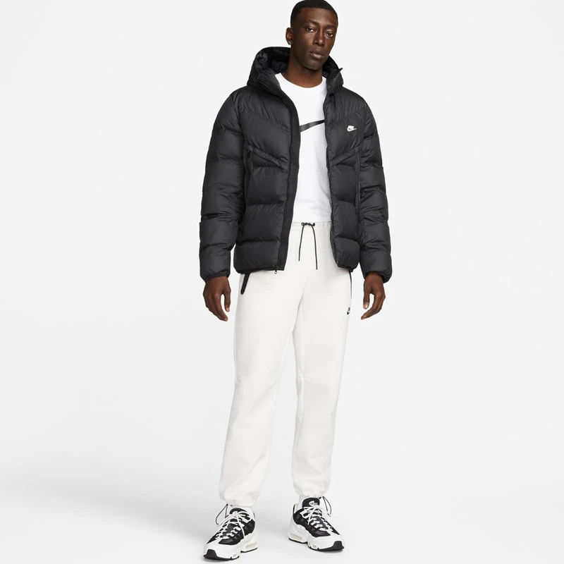 МЪЖКО ЯКЕ NIKE SPORTSWEAR STORM FIT WINDRUNNER МЪЖКО ЯКЕ NIKE SPORTSWEAR STORM FIT WINDRUNNER