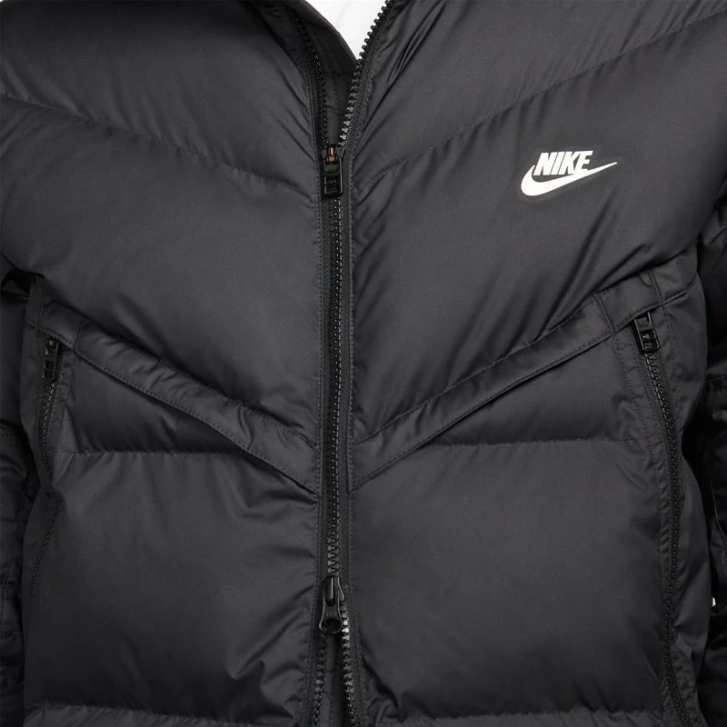 МЪЖКО ЯКЕ NIKE SPORTSWEAR STORM FIT WINDRUNNER МЪЖКО ЯКЕ NIKE SPORTSWEAR STORM FIT WINDRUNNER