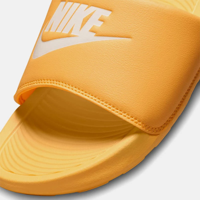 Дамски Чехли Nike W VICTORI ONE SLIDE Дамски Чехли Nike W VICTORI ONE SLIDE