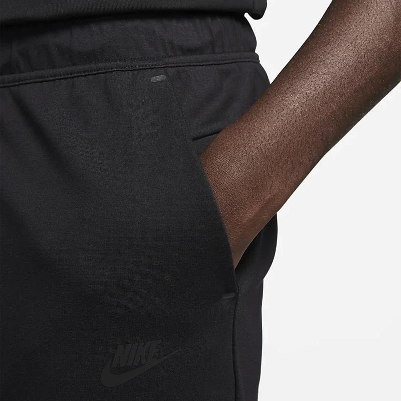 Мъжки Къси Панталони Nike M NK TECH SHORT LGHTWHT Мъжки Къси Панталони Nike M NK TECH SHORT LGHTWHT