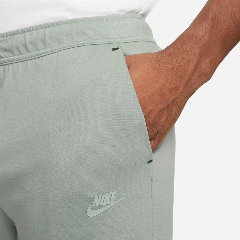 Мъжки Къси Панталони Nike M NK TECH SHORT LGHTWHT Мъжки Къси Панталони Nike M NK TECH SHORT LGHTWHT