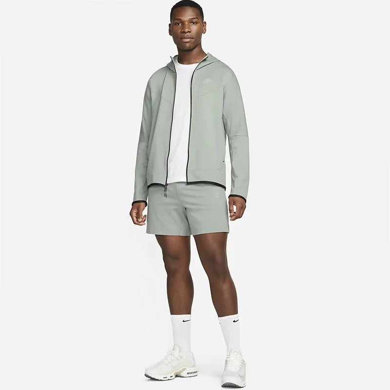 Мъжки Къси Панталони Nike M NK TECH SHORT LGHTWHT Мъжки Къси Панталони Nike M NK TECH SHORT LGHTWHT