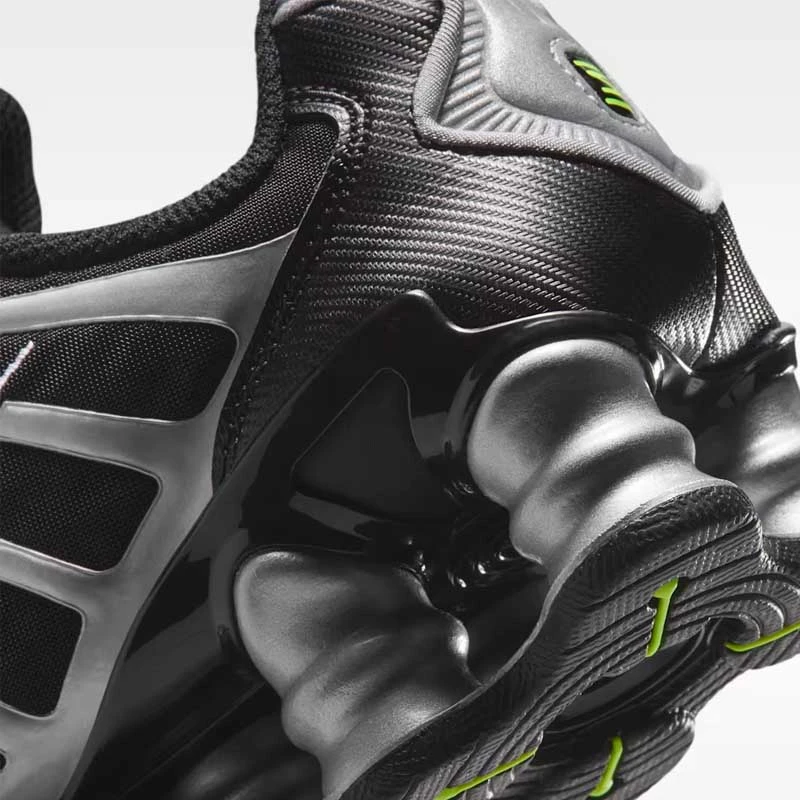 Маратонки NIKE SHOX TL GS SPE - IQ0314-010 Маратонки NIKE SHOX TL GS SPE - IQ0314-010