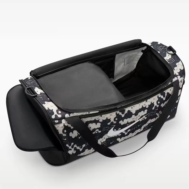 Сак Nike NK BRSLA M DUFF - X AOP SU26 Сак Nike NK BRSLA M DUFF - X AOP SU26