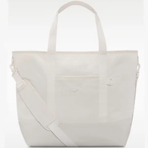Чанта Nike NK HERITAGE EUGENE XL TOTE - IB4366-030