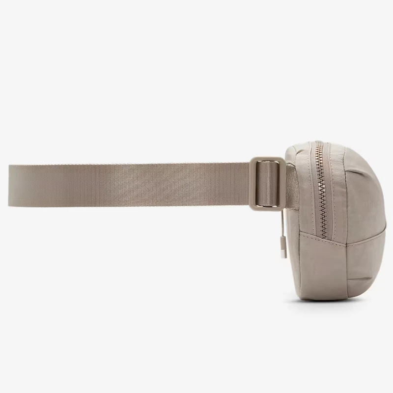 Чанта Nike NK AURA WAISTPACK Чанта Nike NK AURA WAISTPACK