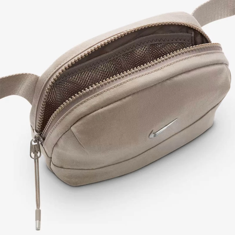 Чанта Nike NK AURA WAISTPACK Чанта Nike NK AURA WAISTPACK