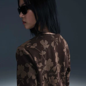 Дамска Блуза Nike W NSW NK CHLL FT AOP CREW - HQ5708-220