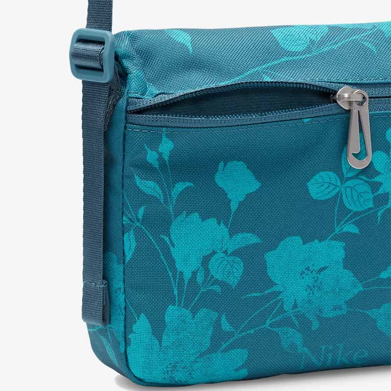 Дамска Чанта Nike W NSW FUTRA CRSSBY-PALENTINO Дамска Чанта Nike W NSW FUTRA CRSSBY-PALENTINO