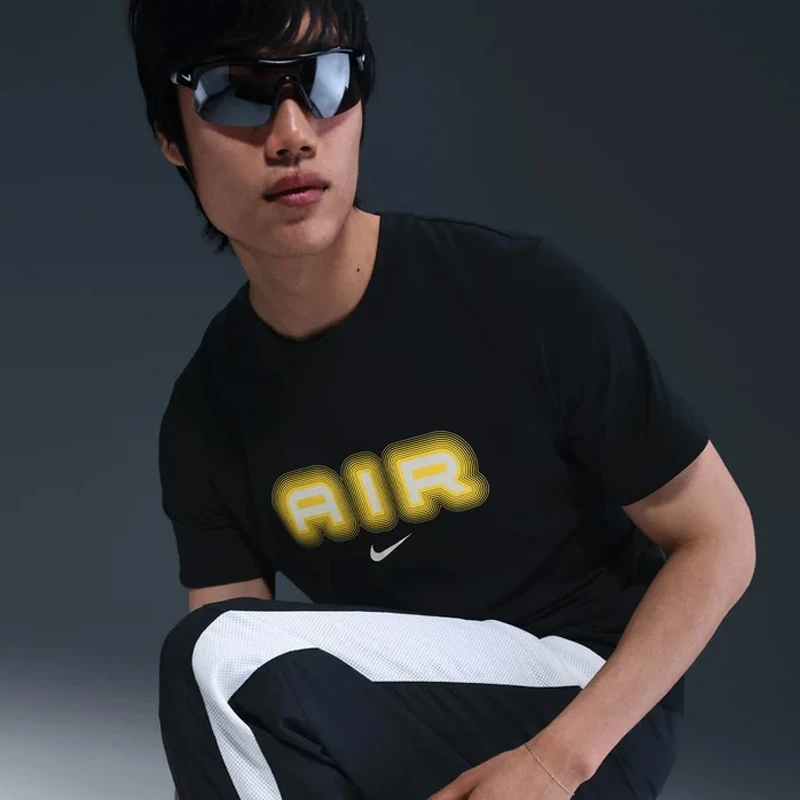 Мъжка Тениска Nike M NSW SW AIR GRAPHIC TEE Мъжка Тениска Nike M NSW SW AIR GRAPHIC TEE