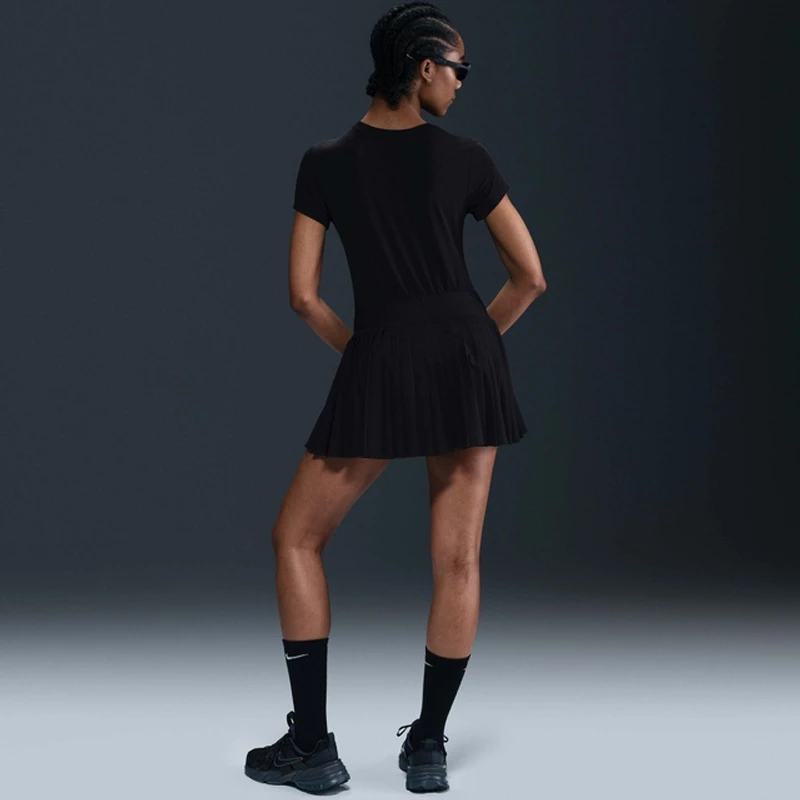 Дамска Тениска Nike W NSW SS SLIM TEE PNX GRX - IB2444-010 Дамска Тениска Nike W NSW SS SLIM TEE PNX GRX - IB2444-010