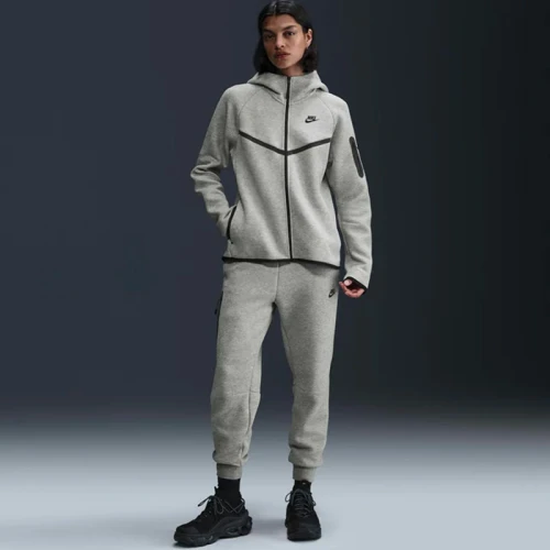 Дамски Екип Nike W NSW TCH FLC WR FZ HDY 2 - HV6747-063