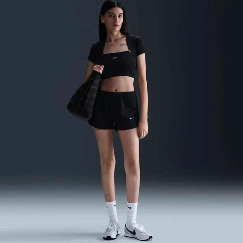 Дамски Къси Панталони Nike W NSW NK CHLL WFL MR 3 SHORT - HJ3842-011 Дамски Къси Панталони Nike W NSW NK CHLL WFL MR 3 SHORT - HJ3842-011