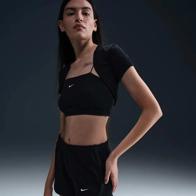 Дамски Къси Панталони Nike W NSW NK CHLL WFL MR 3 SHORT - HJ3842-011 Дамски Къси Панталони Nike W NSW NK CHLL WFL MR 3 SHORT - HJ3842-011