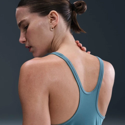 Дамски Потник Nike W NK ONE CLSC DF STRPY TANK WT - IB9389-006