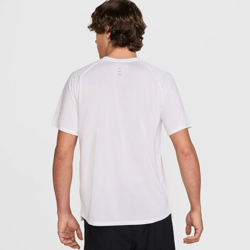 Мъжка Тениска Nike M NK DFADV STRIDE SS TOP - HV5203-100 Мъжка Тениска Nike M NK DFADV STRIDE SS TOP - HV5203-100