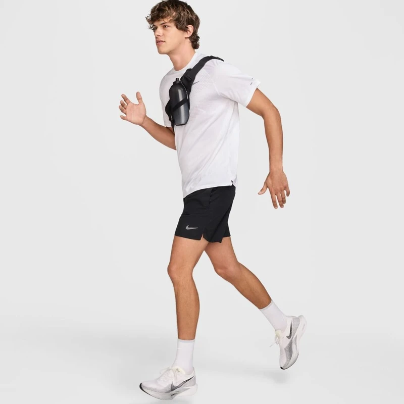 Мъжка Тениска Nike M NK DFADV STRIDE SS TOP - HV5203-100 Мъжка Тениска Nike M NK DFADV STRIDE SS TOP - HV5203-100