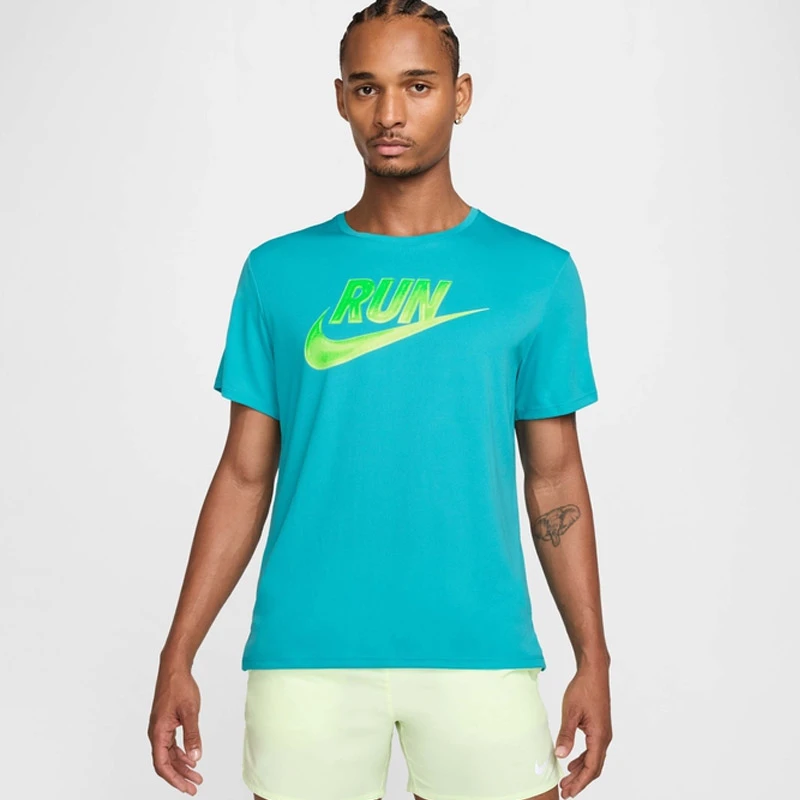 Мъжка Тениска Nike M NK RUN ENERGY MILER SS TOP - HJ3564-345 Мъжка Тениска Nike M NK RUN ENERGY MILER SS TOP - HJ3564-345