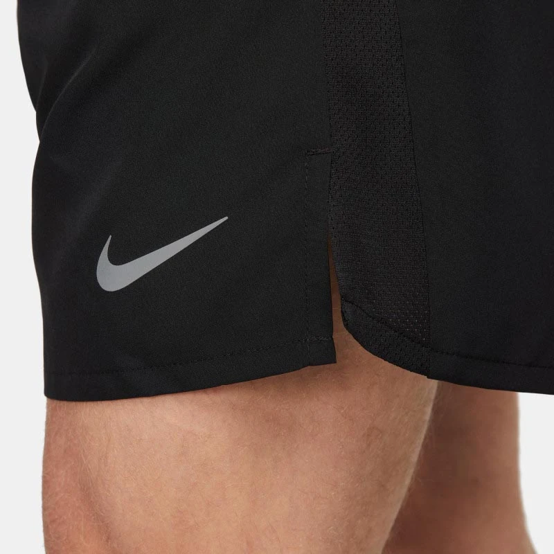 Мъжки Къси Панталони Nike M NK DF CHALLENGER SHORT 7BF - DV9359-010 Мъжки Къси Панталони Nike M NK DF CHALLENGER SHORT 7BF - DV9359-010