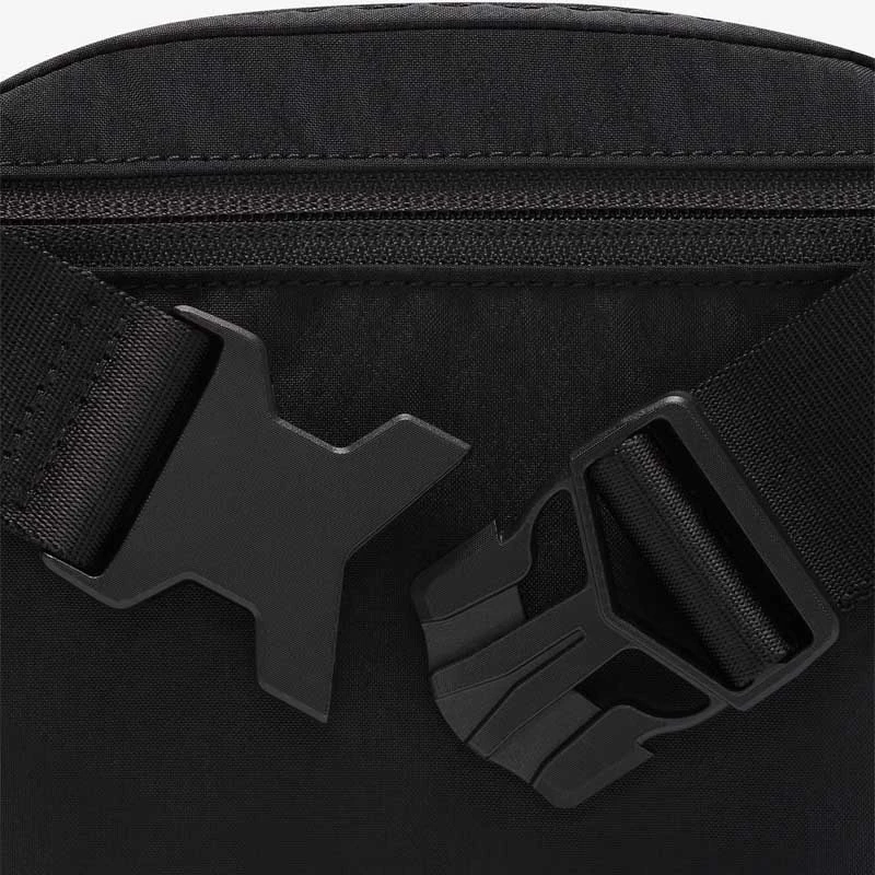 Чанта Nike NK AURA WAISTPACK Чанта Nike NK AURA WAISTPACK