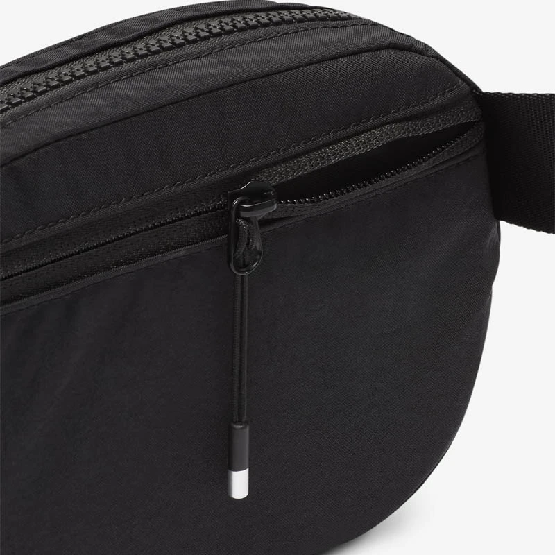 Чанта Nike NK AURA WAISTPACK Чанта Nike NK AURA WAISTPACK