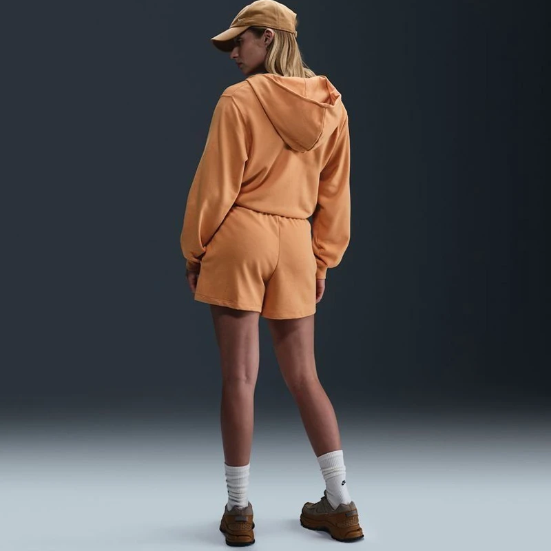 Дамски Къси Панталони Nike W NSW NK CHLL FT MR 4IN SHORT Дамски Къси Панталони Nike W NSW NK CHLL FT MR 4IN SHORT