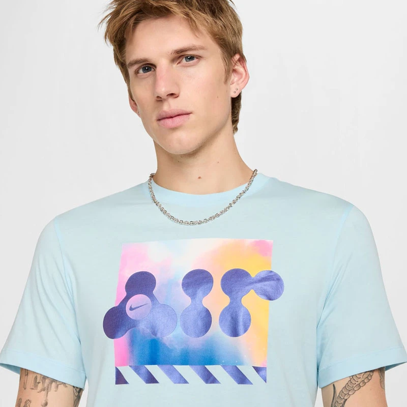 Мъжка Тениска Nike U NSW TEE OC COSMIC YTH Мъжка Тениска Nike U NSW TEE OC COSMIC YTH