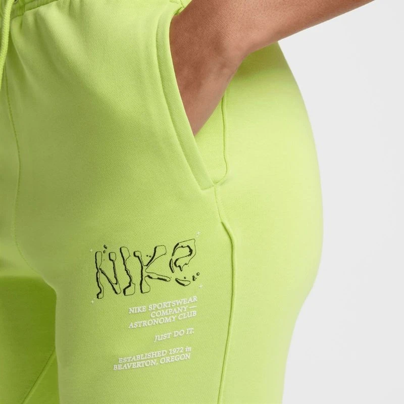 Мъжко Долнище Nike M NK CLUB FT JGGR MOON GFX Мъжко Долнище Nike M NK CLUB FT JGGR MOON GFX