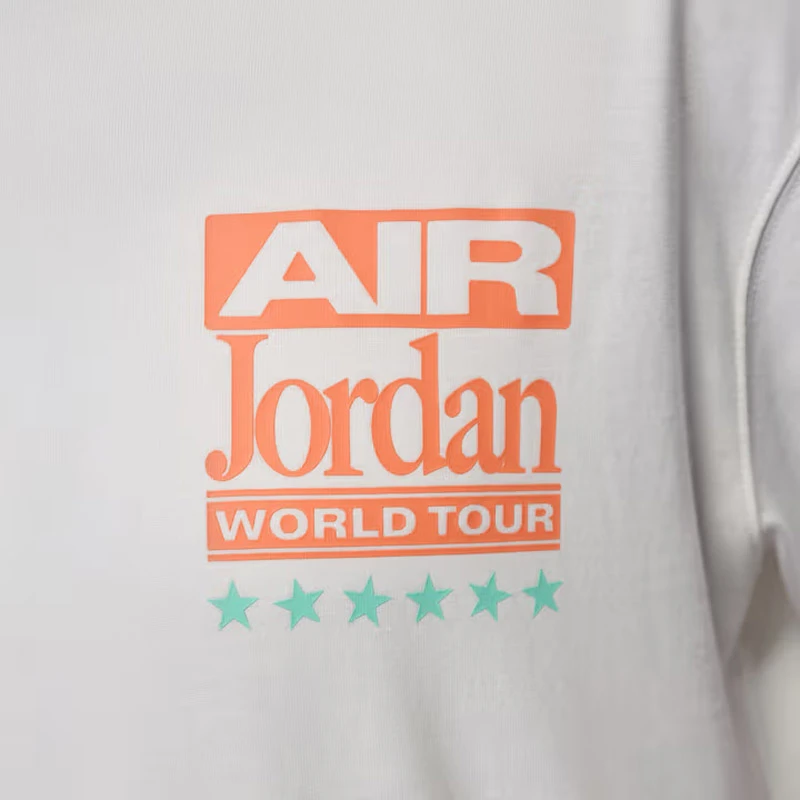 Дамска Тениска Nike W J FLT SS GF GFX TEE SUV - IF0830-133 Дамска Тениска Nike W J FLT SS GF GFX TEE SUV - IF0830-133