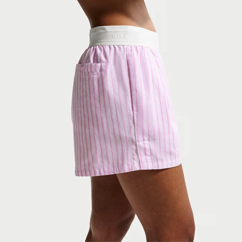 Дамски Къси Панталони Nike W NSW OFFLN WVN PPLN STRP SHRT - II4230-503 Дамски Къси Панталони Nike W NSW OFFLN WVN PPLN STRP SHRT - II4230-503