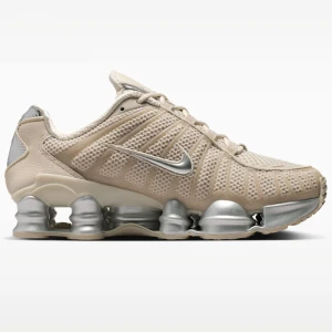 Дамски Маратонки Nike W SHOX TL - IH2559-200