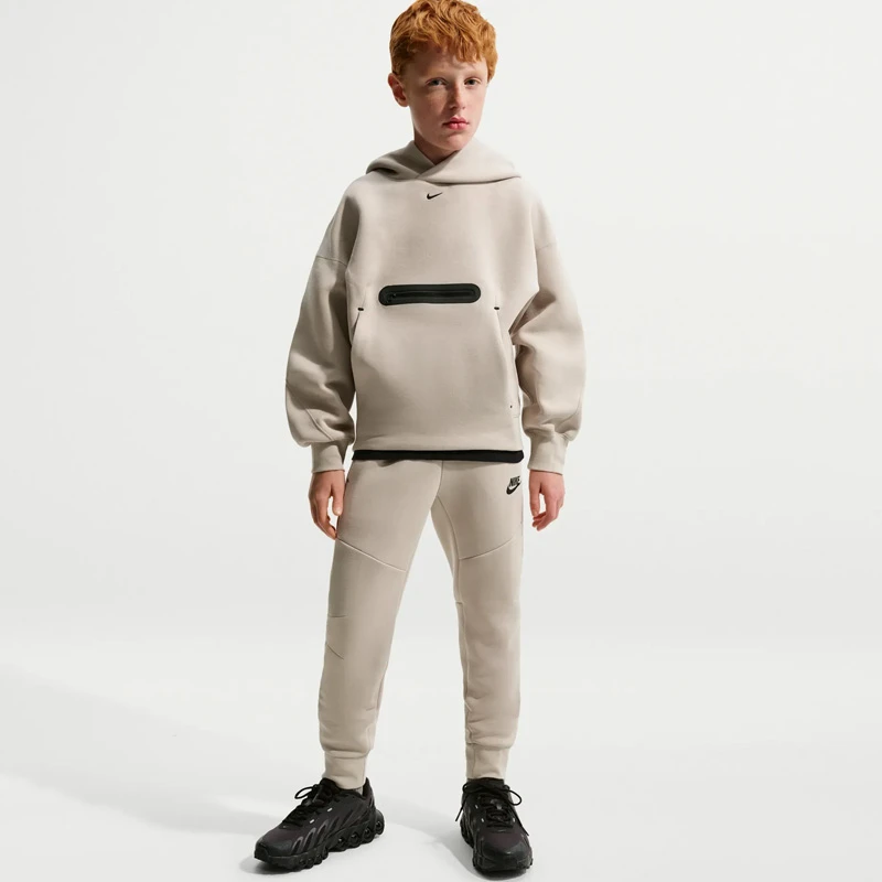 Детски Суичър Nike B NSW TCH FLC OVRS PO HDY-PD - HV1198-236 Детски Суичър Nike B NSW TCH FLC OVRS PO HDY-PD - HV1198-236