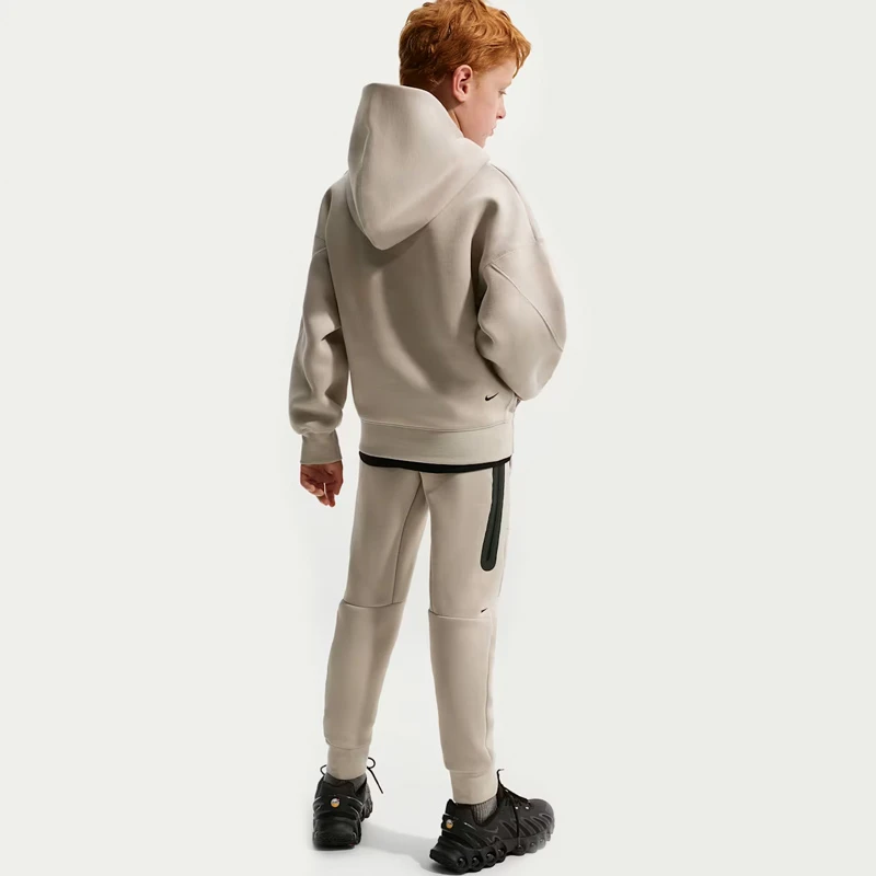 Детски Суичър Nike B NSW TCH FLC OVRS PO HDY-PD - HV1198-236 Детски Суичър Nike B NSW TCH FLC OVRS PO HDY-PD - HV1198-236