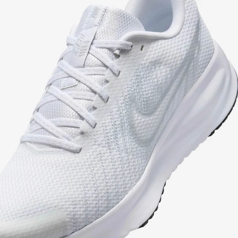 Мъжки Маратонки Nike RUN DEFY - HM9594-100 Мъжки Маратонки Nike RUN DEFY - HM9594-100