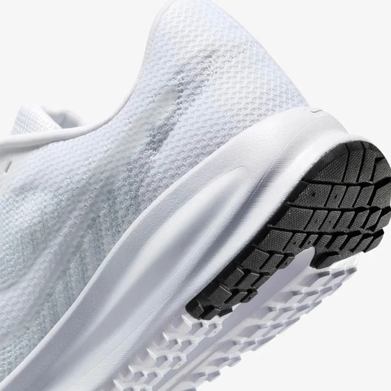 Мъжки Маратонки Nike RUN DEFY - HM9594-100 Мъжки Маратонки Nike RUN DEFY - HM9594-100