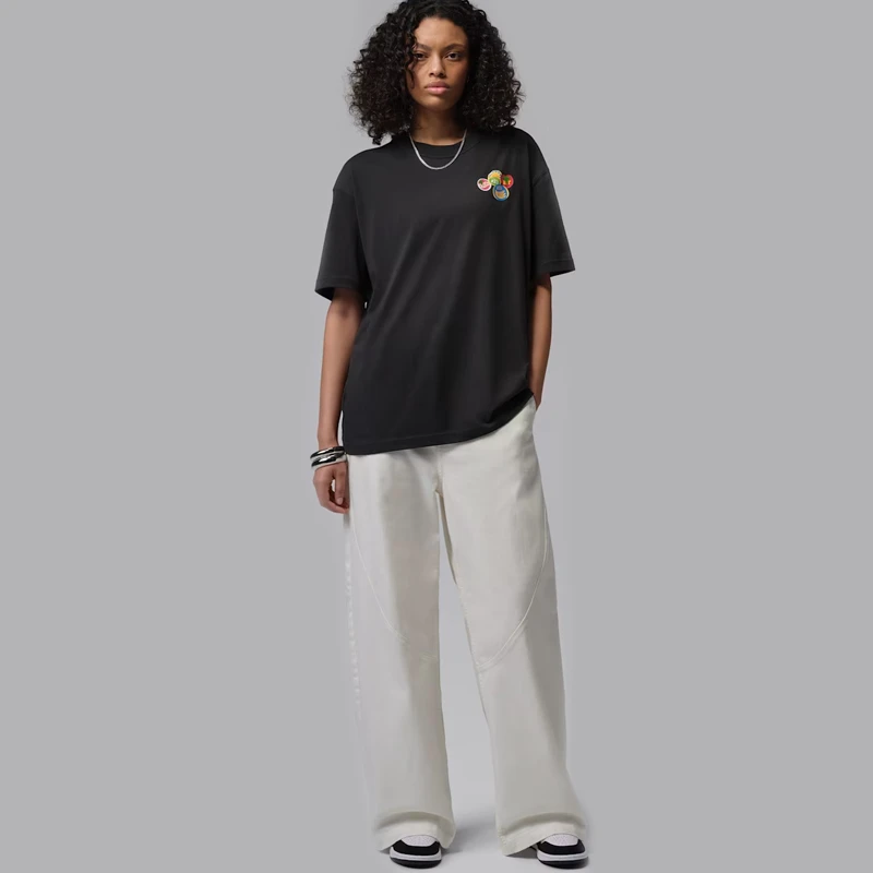 Дамска Тениска Nike W J BRK SS OS GFX TEE FRT - IR0780-045 Дамска Тениска Nike W J BRK SS OS GFX TEE FRT - IR0780-045