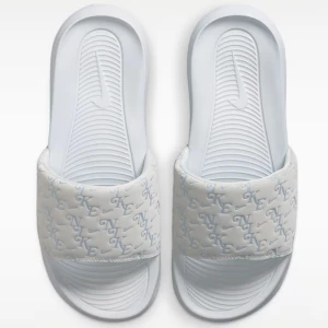 Дамски Чехли Nike W VICTORI ONE SLIDE PRINT - HQ7022-011