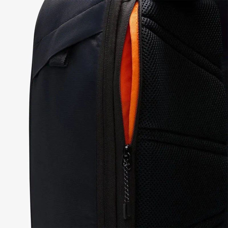 Раница Nike NK NSW COMMUTE BKPK - FZ6128-011 Раница Nike NK NSW COMMUTE BKPK - FZ6128-011