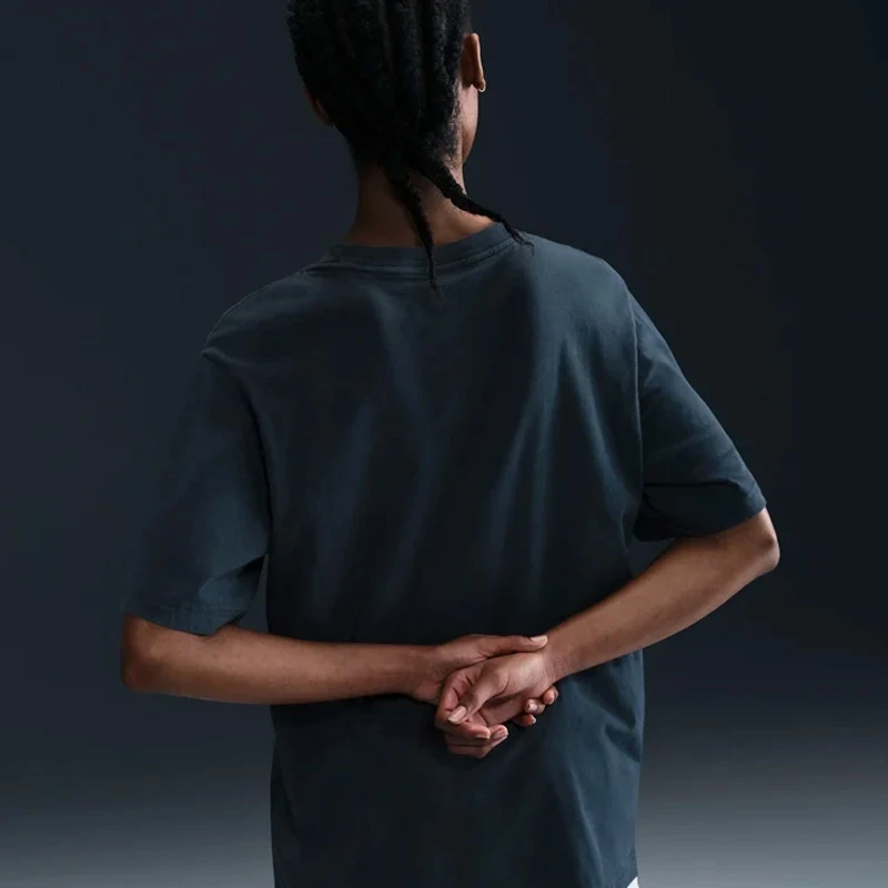 Дамска Тениска Nike W NK SS TEE OC BB SP25 - HJ3634-478 Дамска Тениска Nike W NK SS TEE OC BB SP25 - HJ3634-478