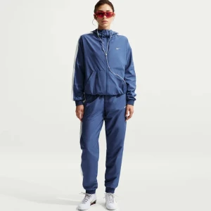 Дамско Долнище Nike W NSW OTG UV ESSNTL WVN MR JG - FV7660-461