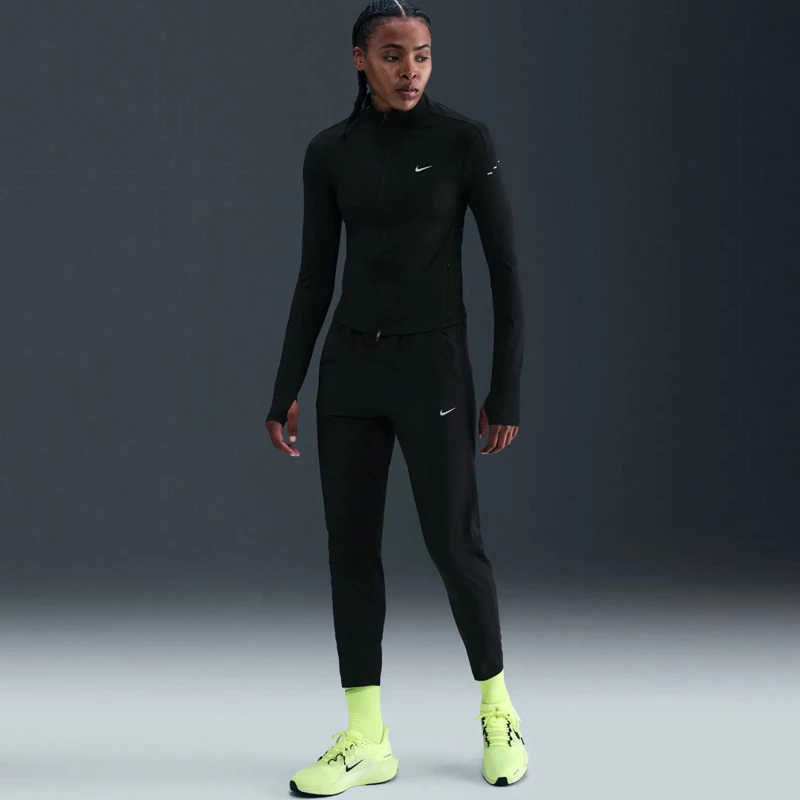 Дамско Долнище Nike W NK TEMPO DF MR 7/8 PANT - HV5764-010 Дамско Долнище Nike W NK TEMPO DF MR 7/8 PANT - HV5764-010