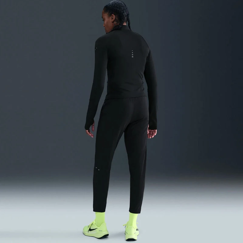 Дамско Долнище Nike W NK TEMPO DF MR 7/8 PANT - HV5764-010 Дамско Долнище Nike W NK TEMPO DF MR 7/8 PANT - HV5764-010