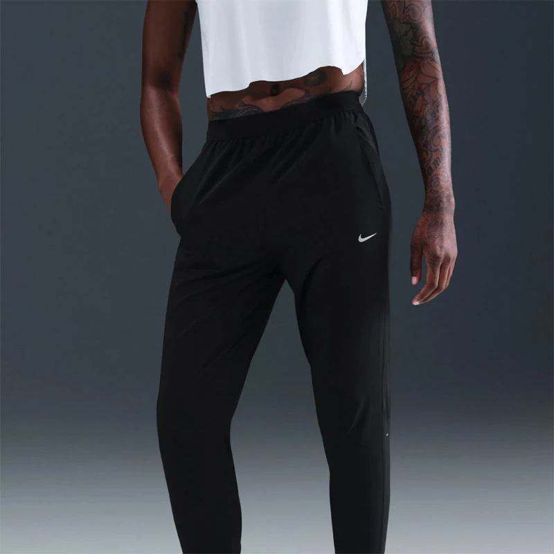 Дамско Долнище Nike W NK TEMPO DF MR 7/8 PANT - HV5764-010 Дамско Долнище Nike W NK TEMPO DF MR 7/8 PANT - HV5764-010
