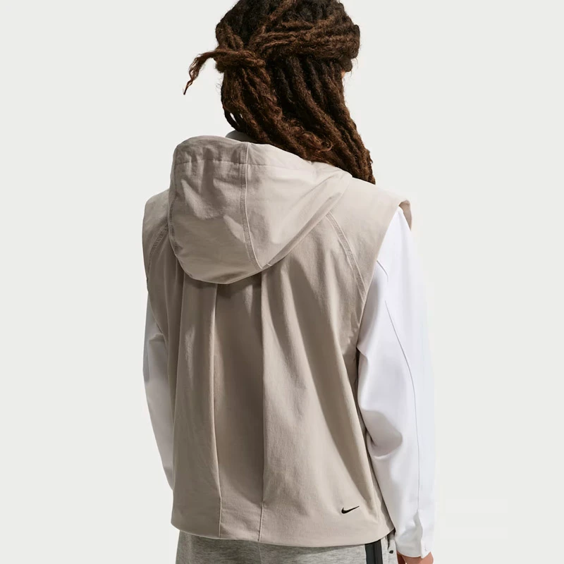 Детски Елек Nike B NSW TCH WVN VEST - IF2830-236 Детски Елек Nike B NSW TCH WVN VEST - IF2830-236