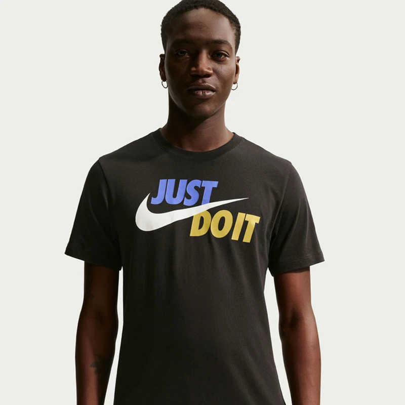 Мъжка Тениска Nike M NSW TEE JUST DO IT SWOOSH - AR5006-014 Мъжка Тениска Nike M NSW TEE JUST DO IT SWOOSH - AR5006-014