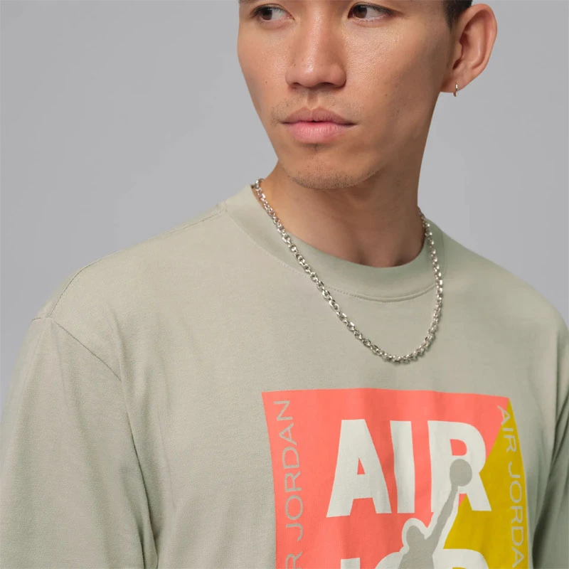 Мъжка Тениска Nike M J HBR JM GFX SS CREW - IF3112-334 Мъжка Тениска Nike M J HBR JM GFX SS CREW - IF3112-334