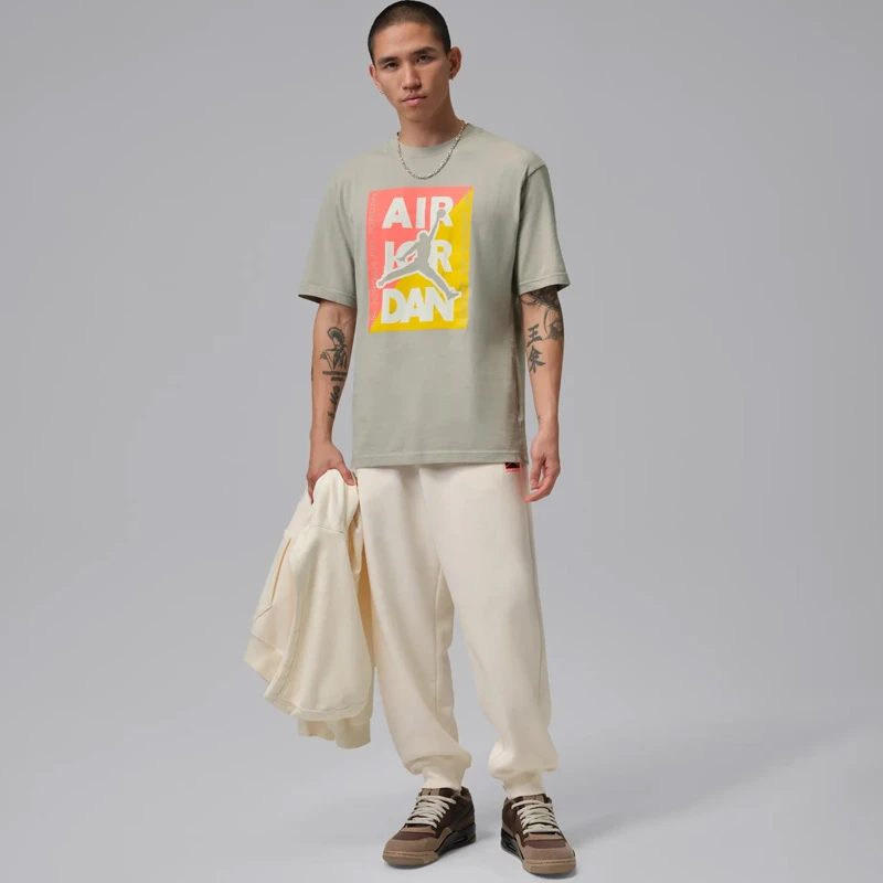 Мъжка Тениска Nike M J HBR JM GFX SS CREW - IF3112-334 Мъжка Тениска Nike M J HBR JM GFX SS CREW - IF3112-334