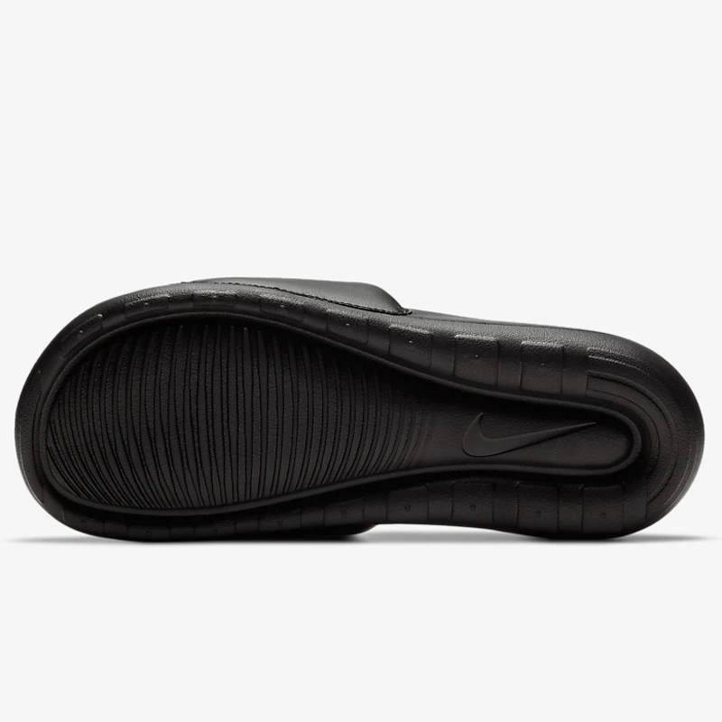 ЧЕХЛИ NIKE VICTORI ONE SLIDE ЧЕХЛИ NIKE VICTORI ONE SLIDE