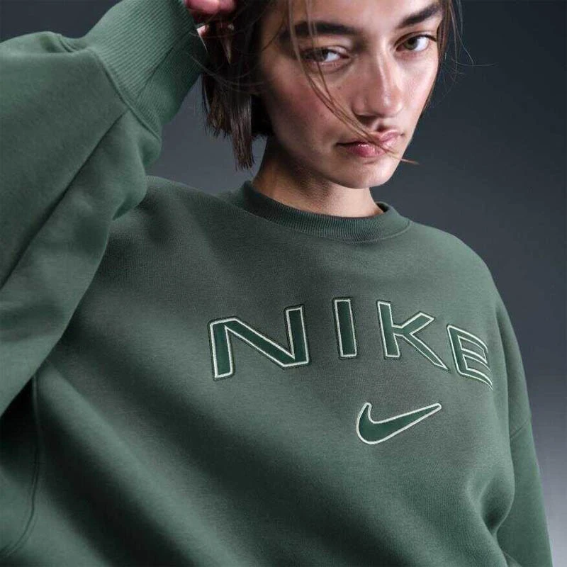 Дамска Блуза Nike W NSW PHNX FLC OOS LOGO CREW Дамска Блуза Nike W NSW PHNX FLC OOS LOGO CREW