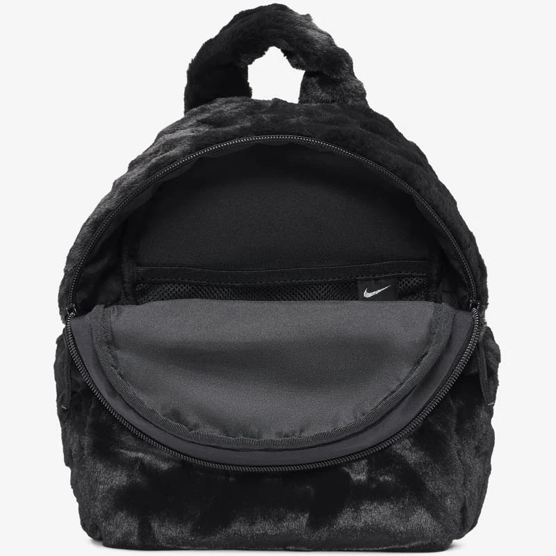 Дамска Раница Nike NK NSW FUTRA FUR MINI BPK Дамска Раница Nike NK NSW FUTRA FUR MINI BPK